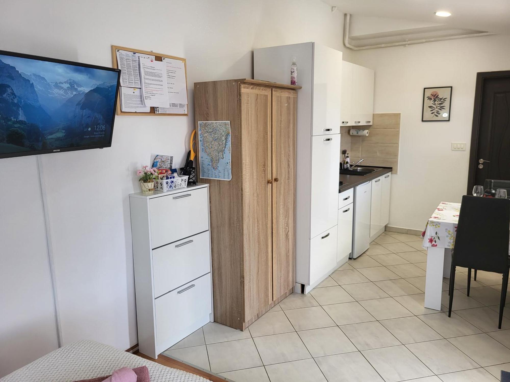 Studio Apartment City With Free Parking Pula Exterior photo